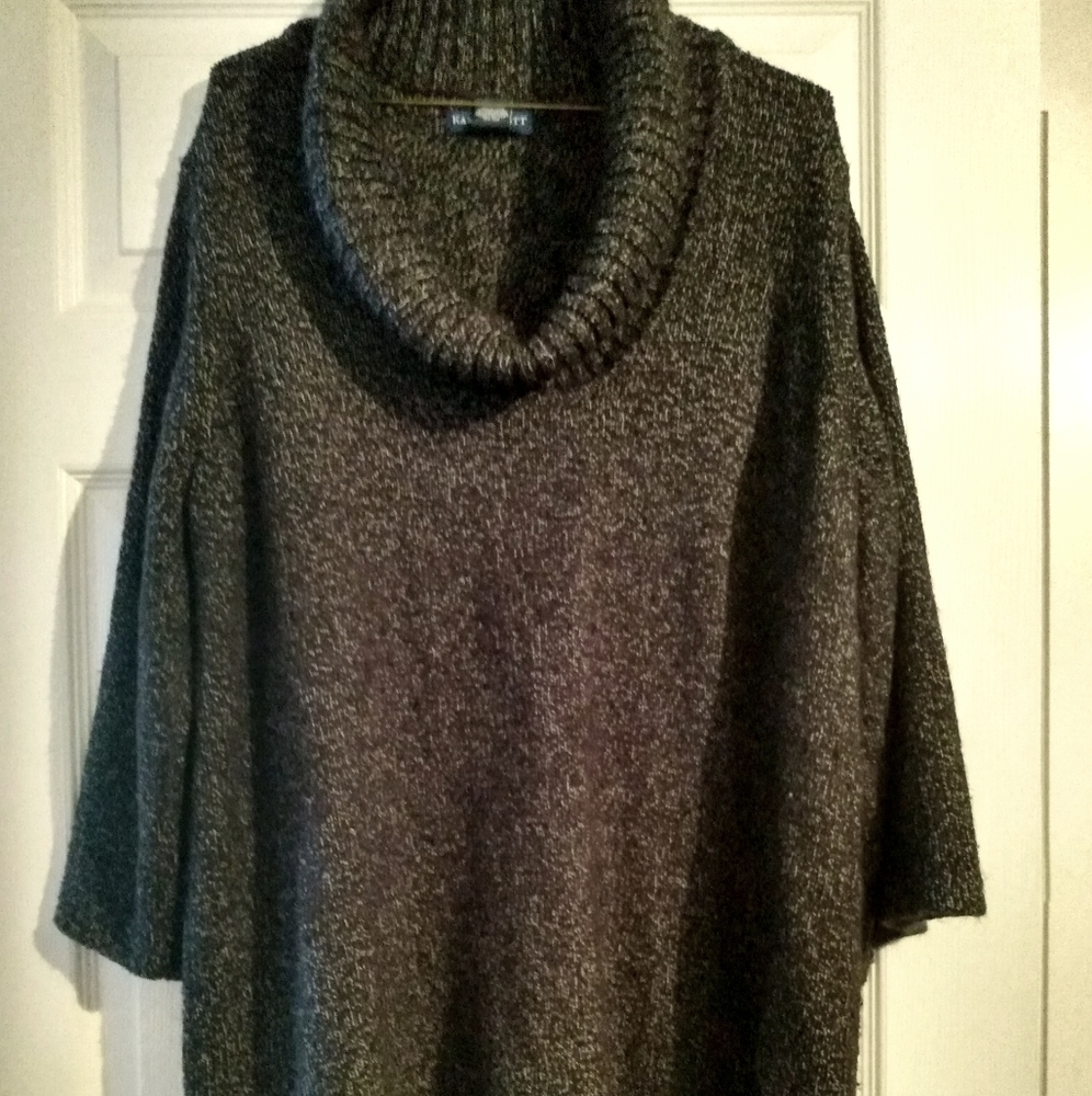 Karen Scott Turtle neck sweater
